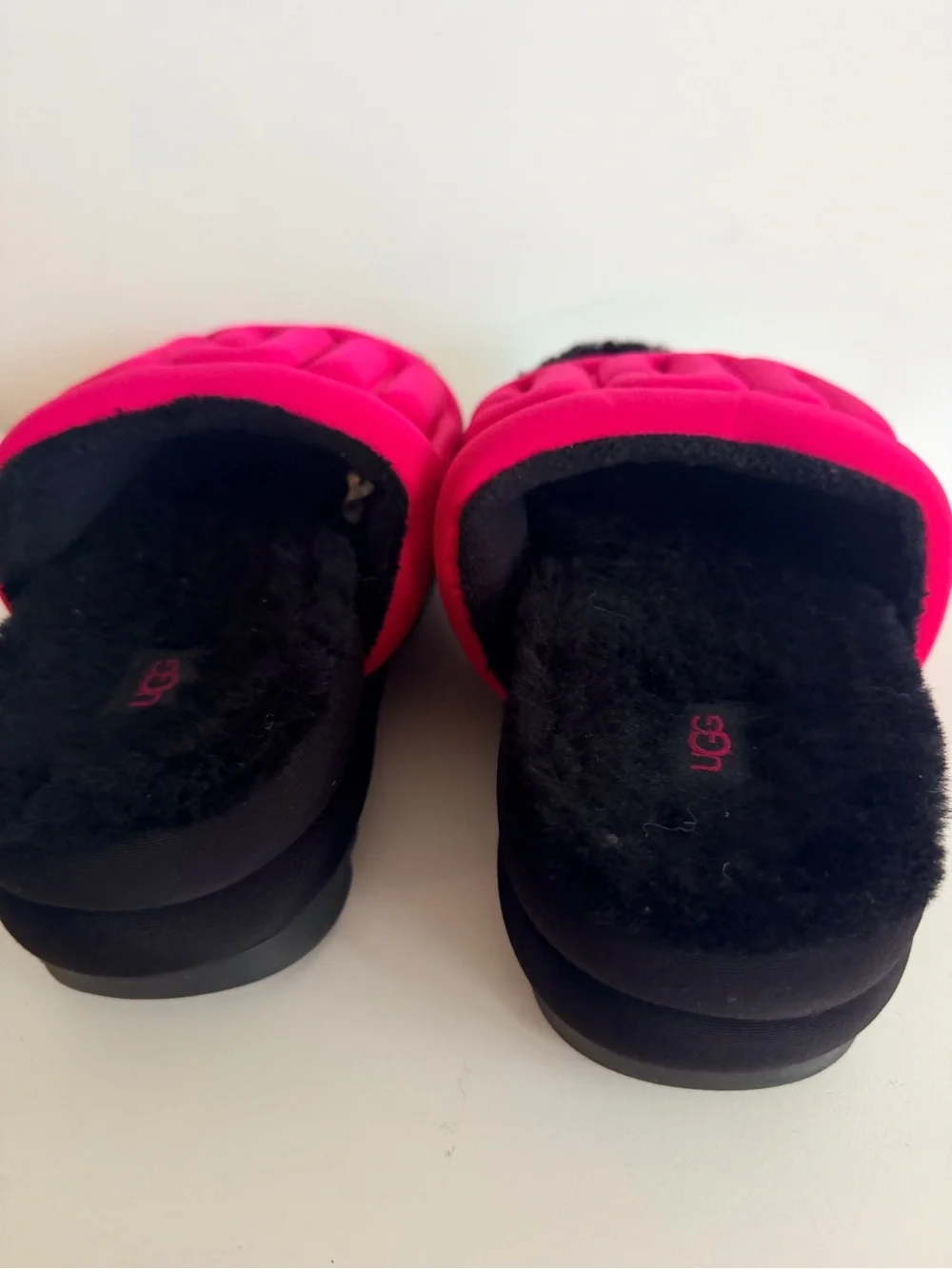Ugg Maxxi Platform Slide Sandals - Hot Pink size 9